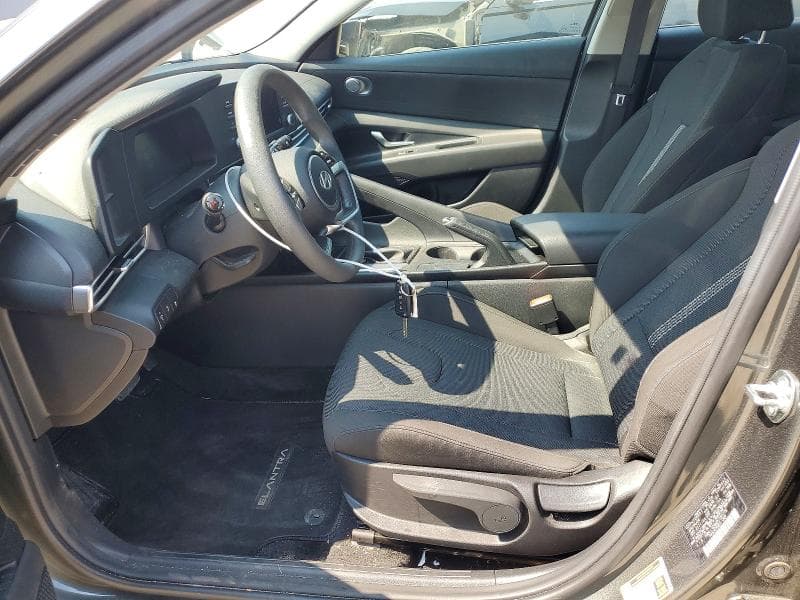 2024 HYUNDAI ELANTRA SE 7
