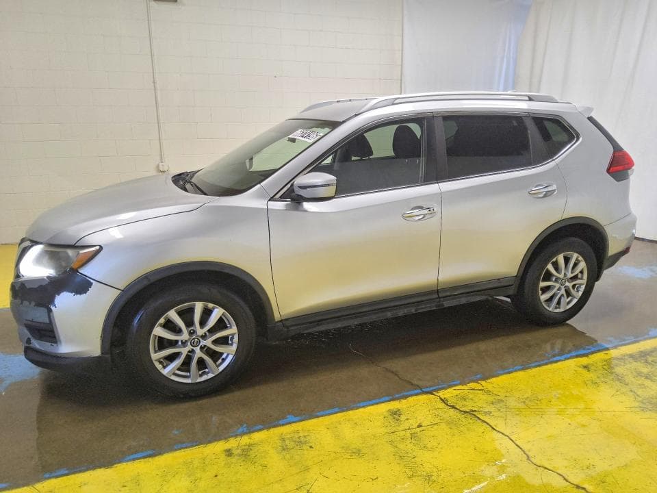 2017 NISSAN ROGUE SV - 1