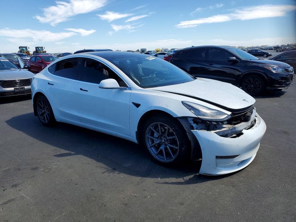 2020 TESLA MODEL 3 4