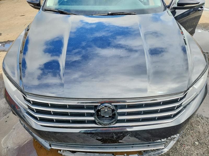 2018 VOLKSWAGEN PASSAT SE 11
