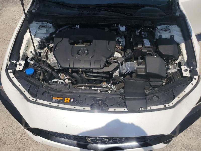 2023 MAZDA 3 PREFERRED 11