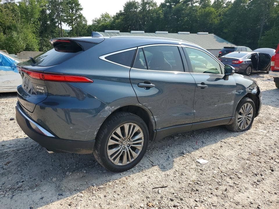 2021 TOYOTA VENZA LIMITED 3
