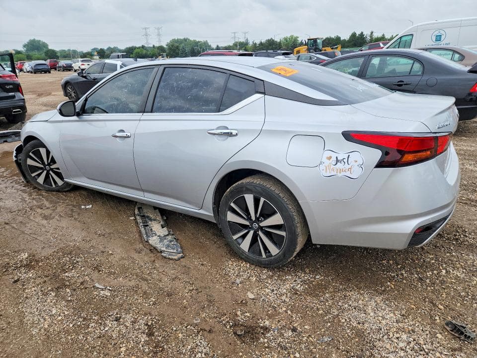 2022 NISSAN ALTIMA SV 2
