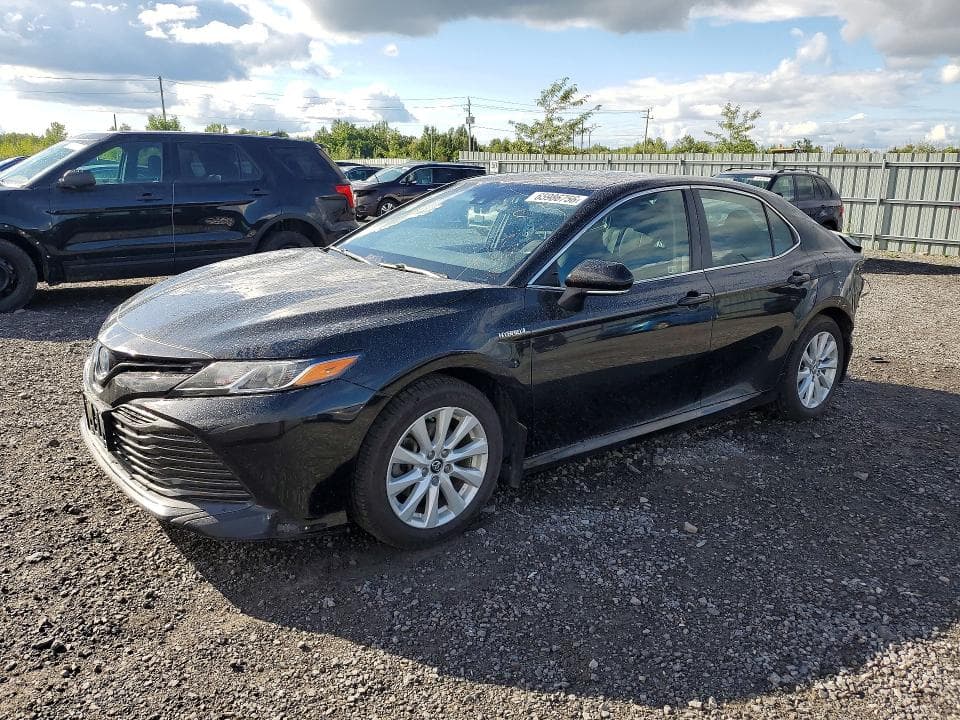 2018 TOYOTA CAMRY LE - 1