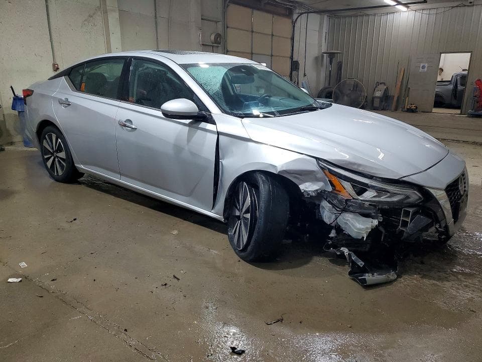 2020 NISSAN ALTIMA SV 4
