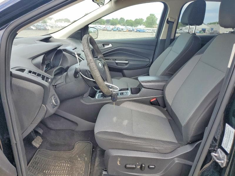 2017 FORD ESCAPE SE 7