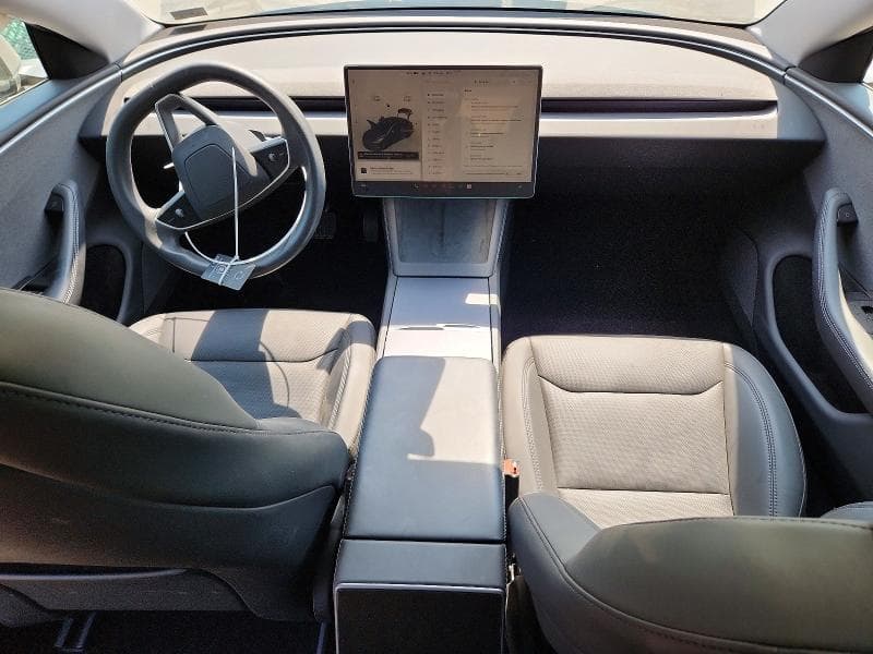 2024 TESLA MODEL 3 8