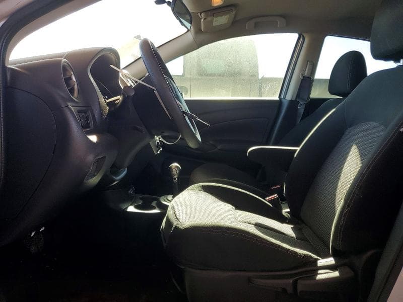 2018 NISSAN VERSA SV 7