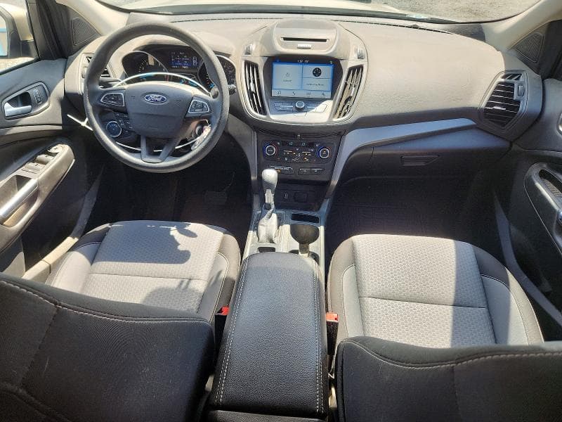 2017 FORD ESCAPE SE 8