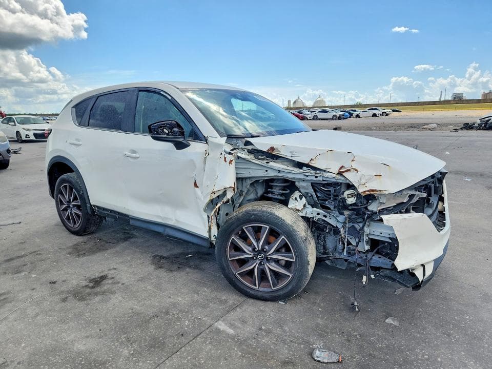 2018 MAZDA CX-5 TOURING 4