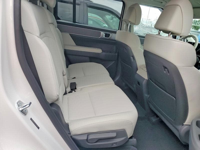 2026 HYUNDAI SANTA FE SE 11