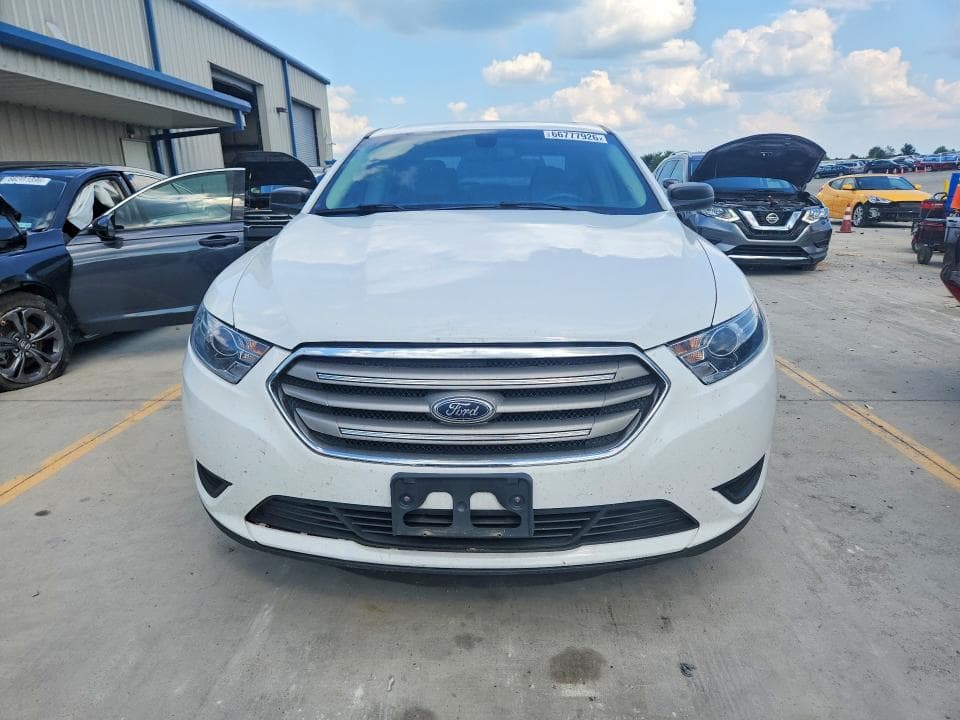 2017 FORD TAURUS SE 5