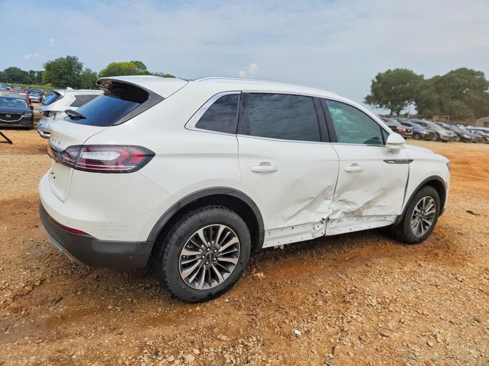 2022 LINCOLN NAUTILUS RESERVE 3
