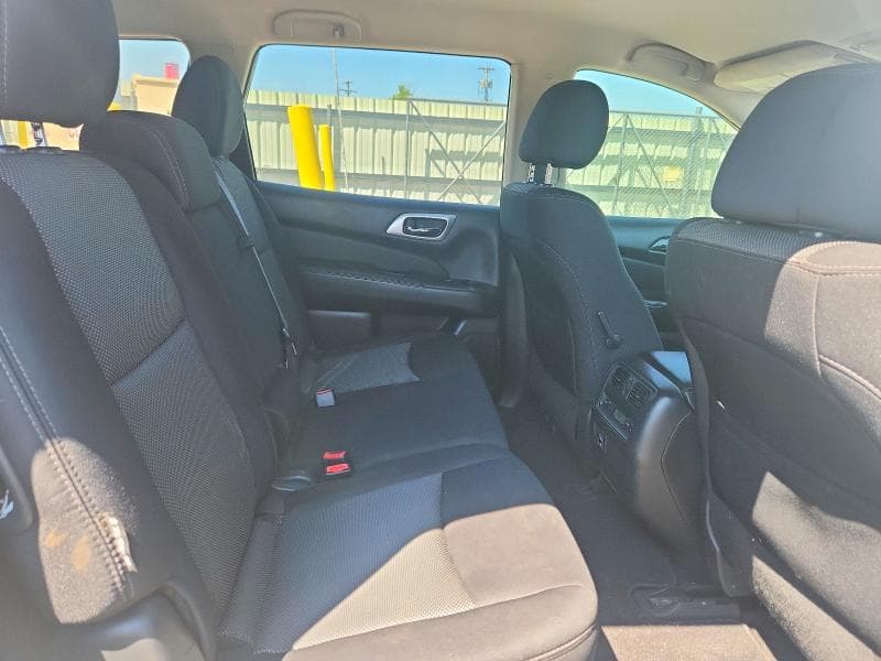 2018 NISSAN PATHFINDER S 11