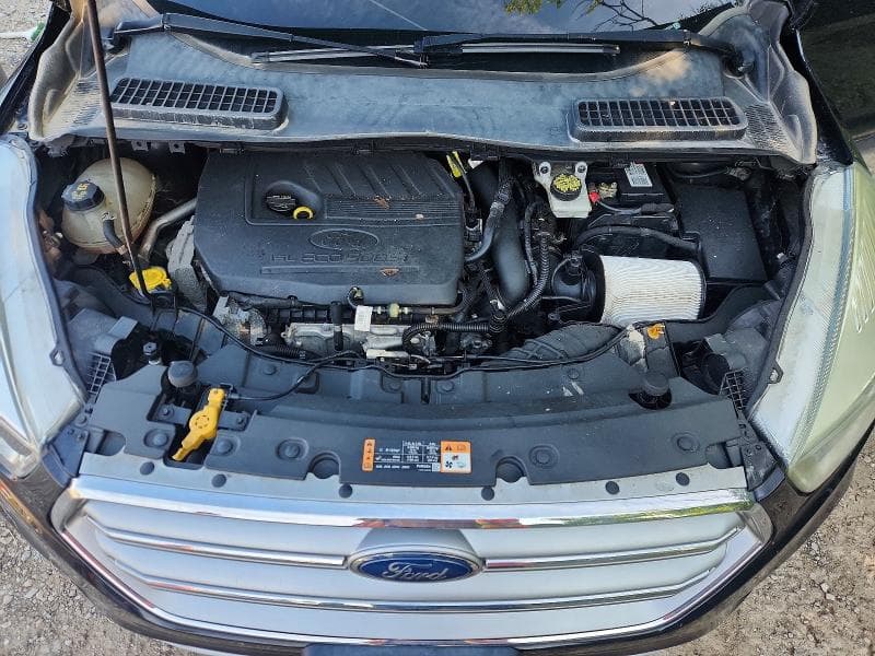 2017 FORD ESCAPE SE 12