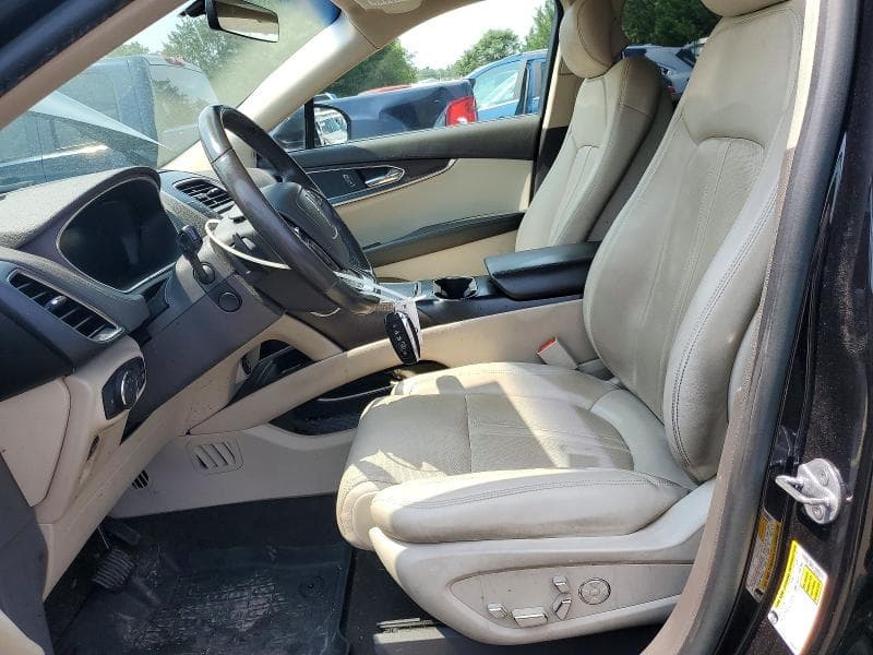 2019 LINCOLN NAUTILUS RESERVE 7