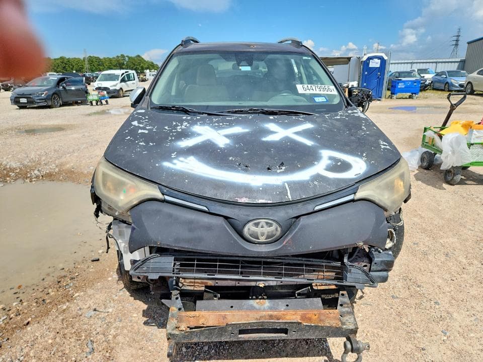 2017 TOYOTA RAV4 XLE 5