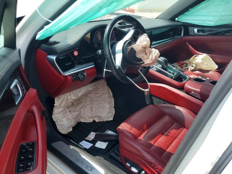 2018 PORSCHE PANAMERA 4S 8