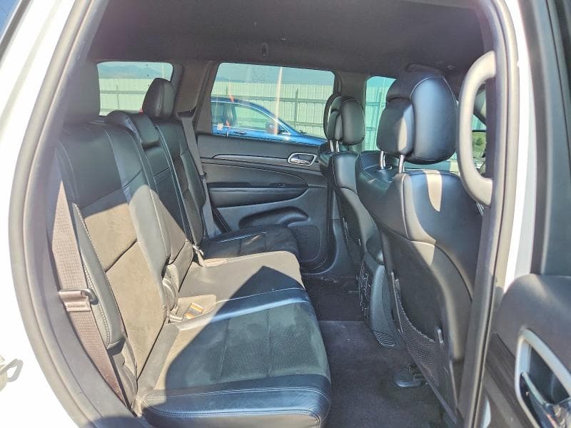 2019 JEEP GRAND CHEROKEE LAREDO 11