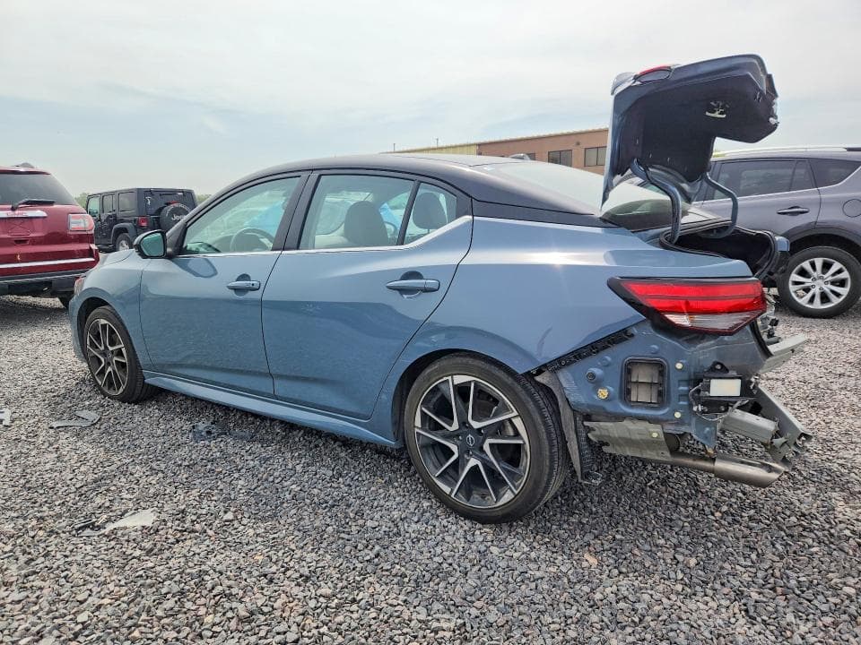 2024 NISSAN SENTRA SR 2