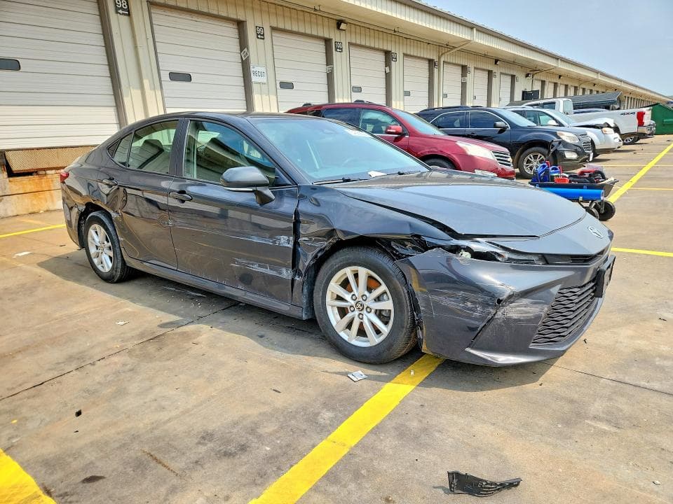 2025 TOYOTA CAMRY LE 4