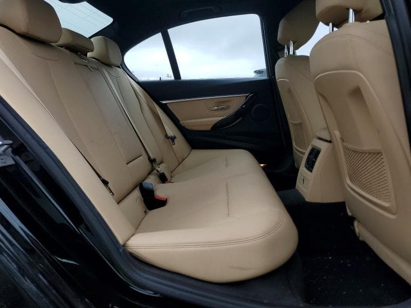 2018 BMW 330 XI 10