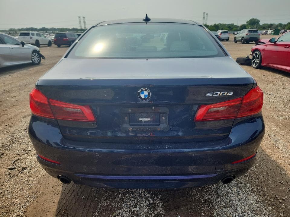 2018 BMW 530XE 6