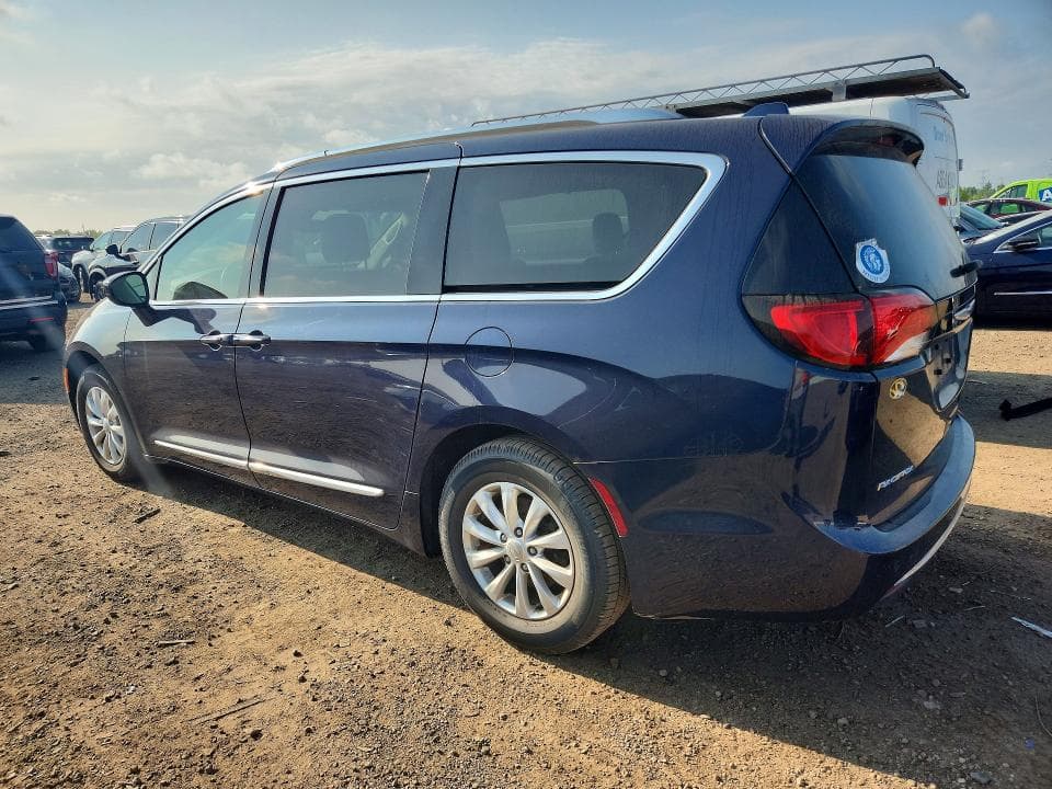 2018 CHRYSLER PACIFICA TOURING L 2