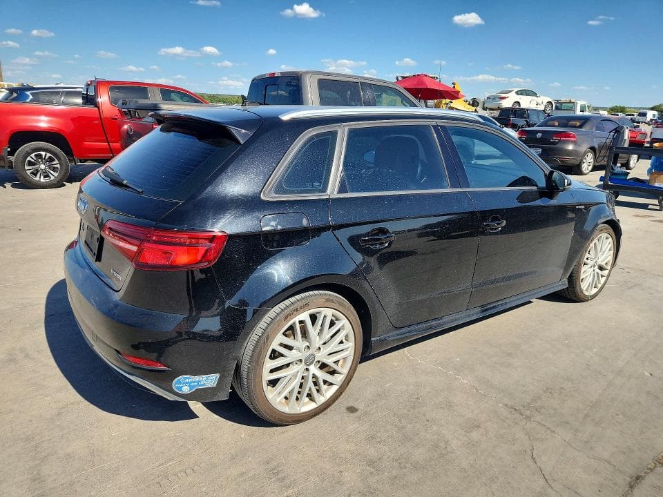 2018 AUDI A3 E-TRON PREMIUM 3