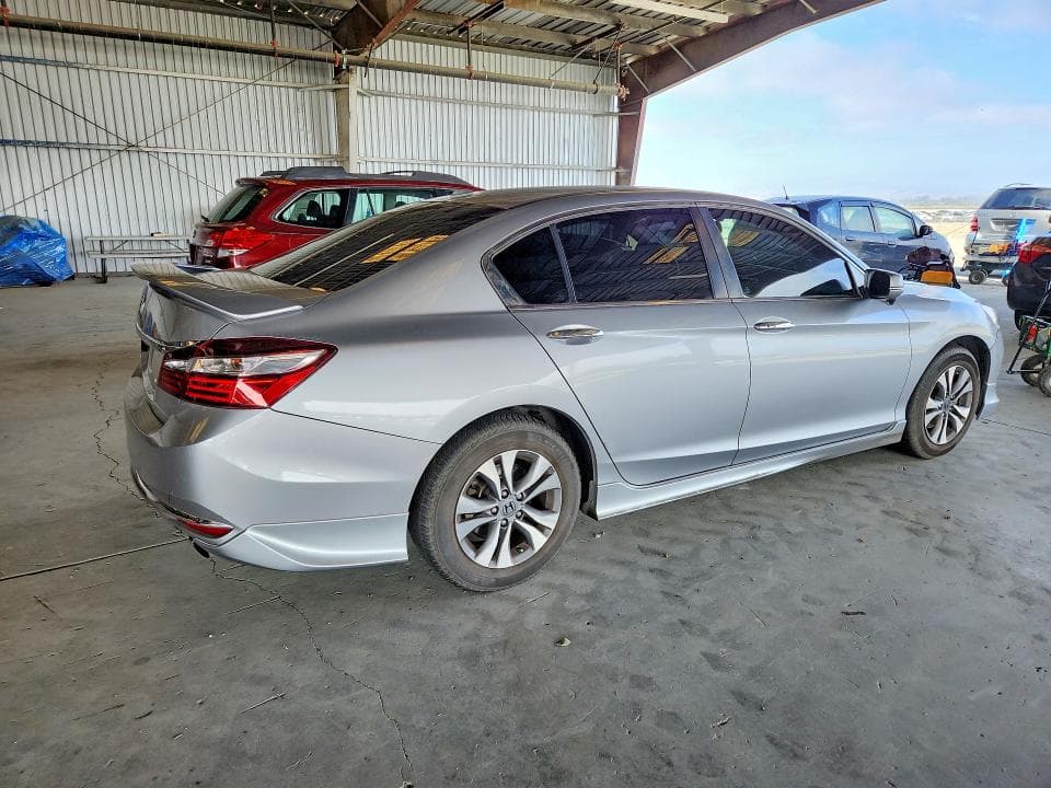 2017 HONDA ACCORD EX 3