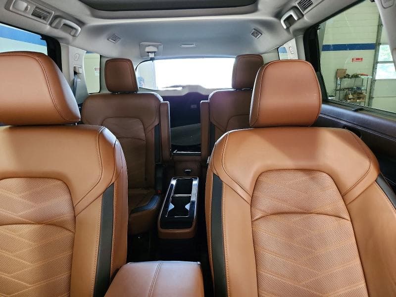 2025 NISSAN PATHFINDER PLATINUM 10