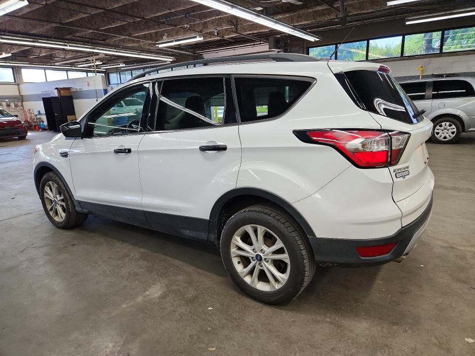 2018 FORD ESCAPE SE 2
