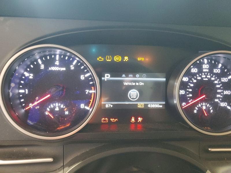 2023 KIA CARNIVAL LX 9