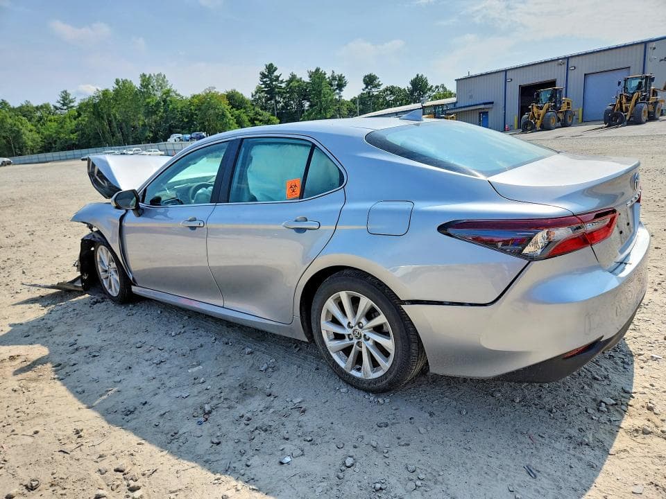 2024 TOYOTA CAMRY LE 2