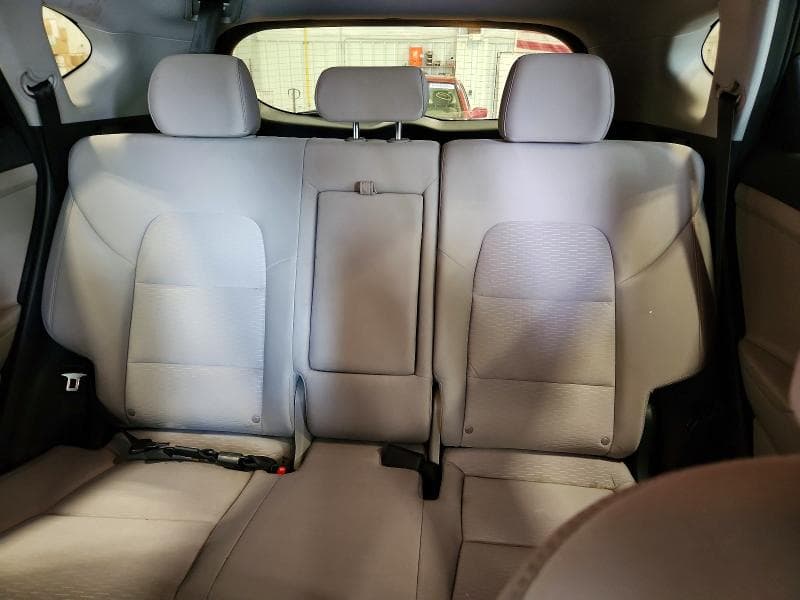 2020 HYUNDAI TUCSON SE 10