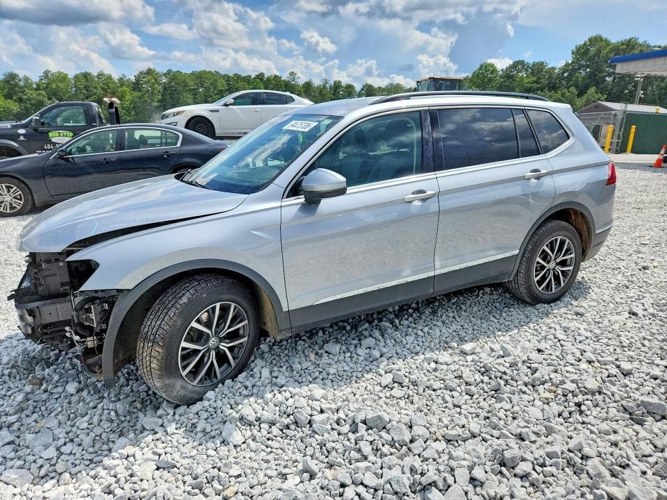 2020 VOLKSWAGEN TIGUAN SE