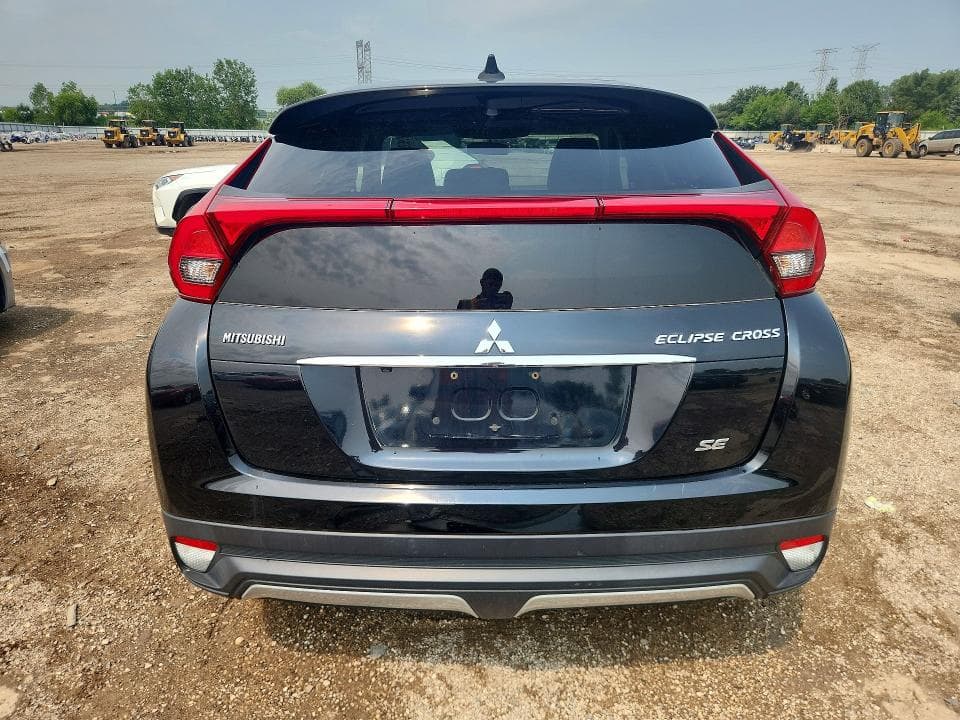 2018 MITSUBISHI ECLIPSE CROSS SE 6