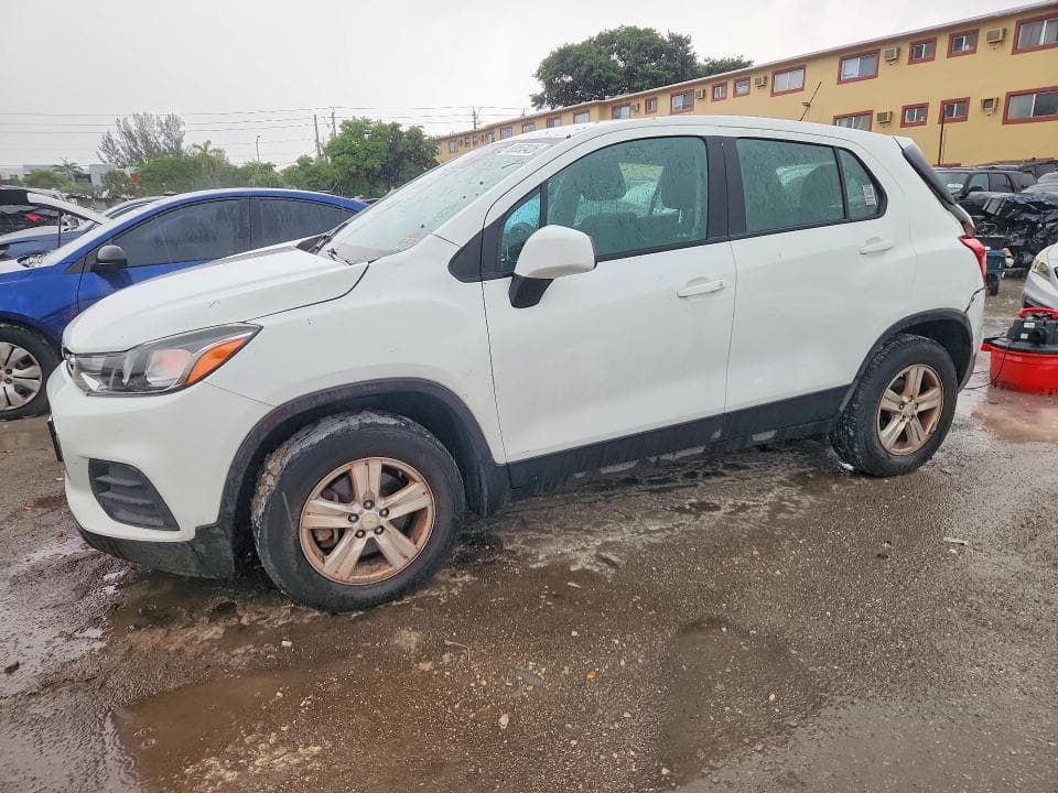 2017 CHEVROLET TRAX LS - 1