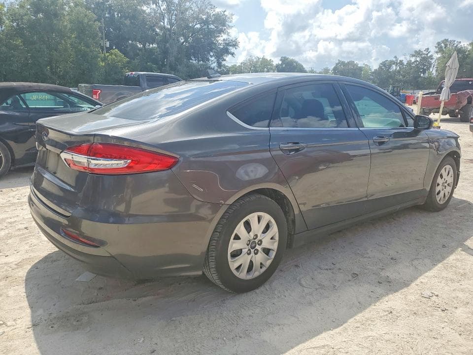 2020 FORD FUSION S 3