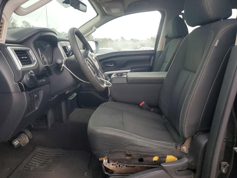 2017 NISSAN TITAN S 7