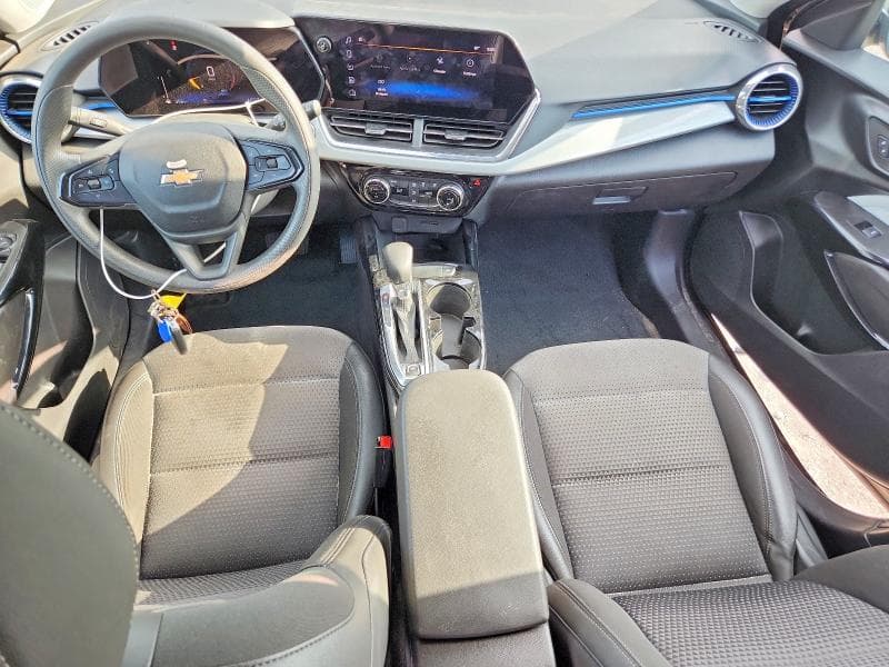 2025 CHEVROLET TRAX 1LT 8