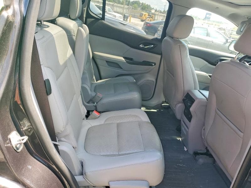 2017 GMC ACADIA SLT-2 11
