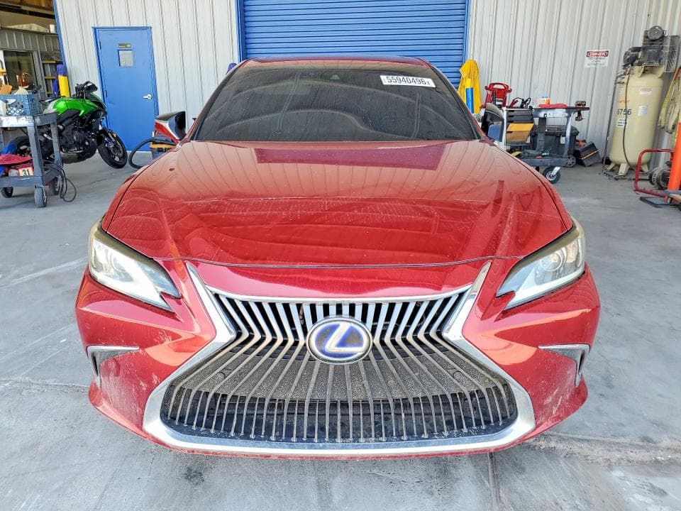 2020 LEXUS ES 300H 5