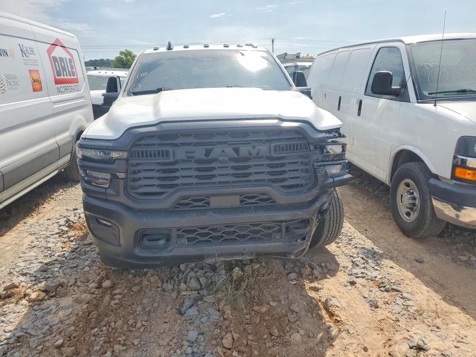 2025 RAM 2500 TRADESMAN 5