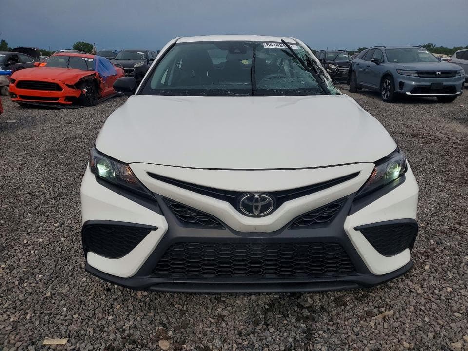2021 TOYOTA CAMRY SE NIGHTSHADE 5