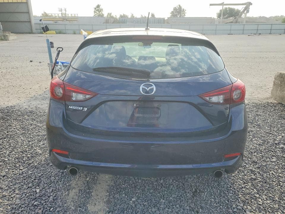 2018 MAZDA 3 TOURING 6
