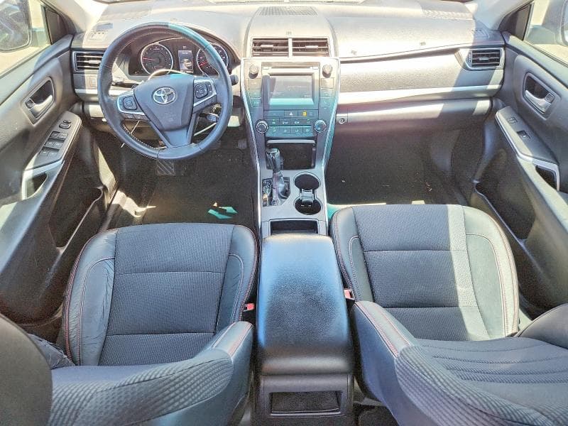 2017 TOYOTA CAMRY LE 8