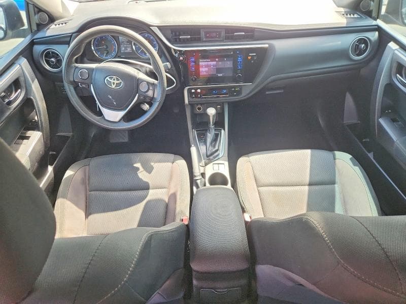 2017 TOYOTA COROLLA LE 8