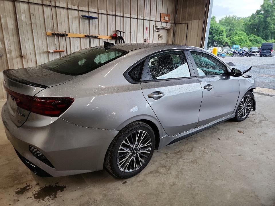 2023 KIA FORTE GT LINE 3