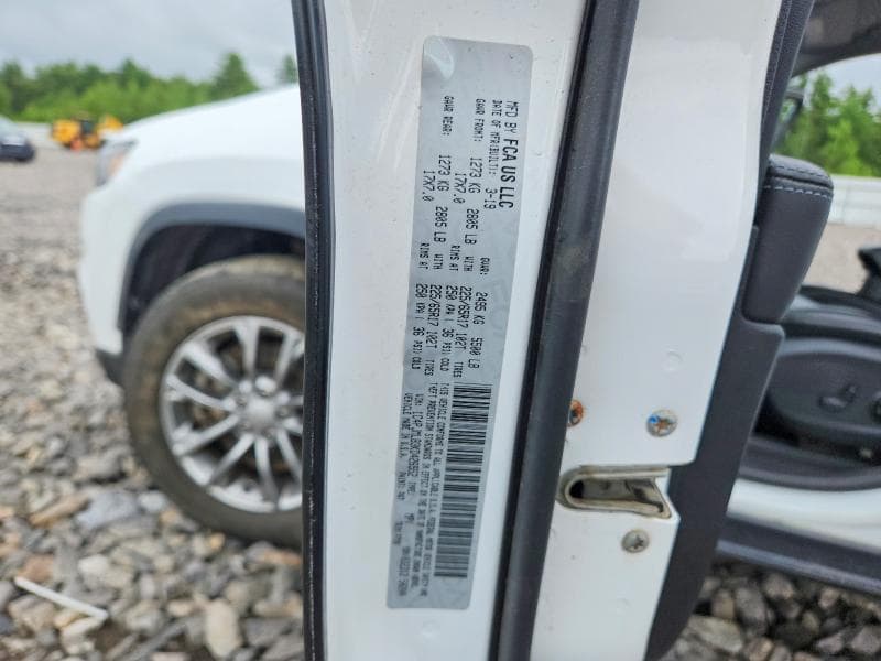 2019 JEEP CHEROKEE LATITUDE PLUS 12